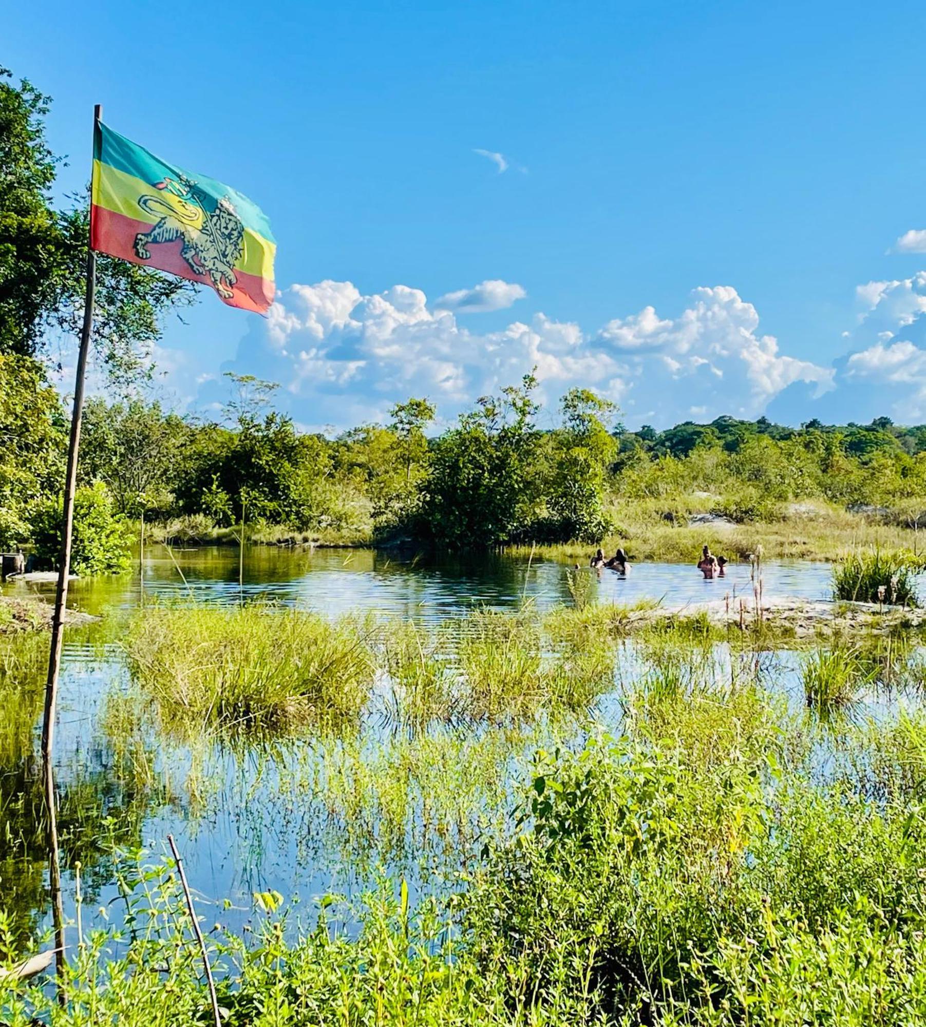 Land Of Promise - Reggae Bar & Eco Village Zanderij Exterior foto